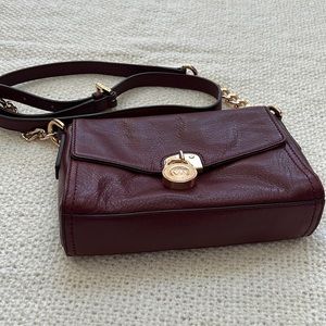 Like new Michael Michael Kors Hamilton Sm Messenger bag (color cinnabar)